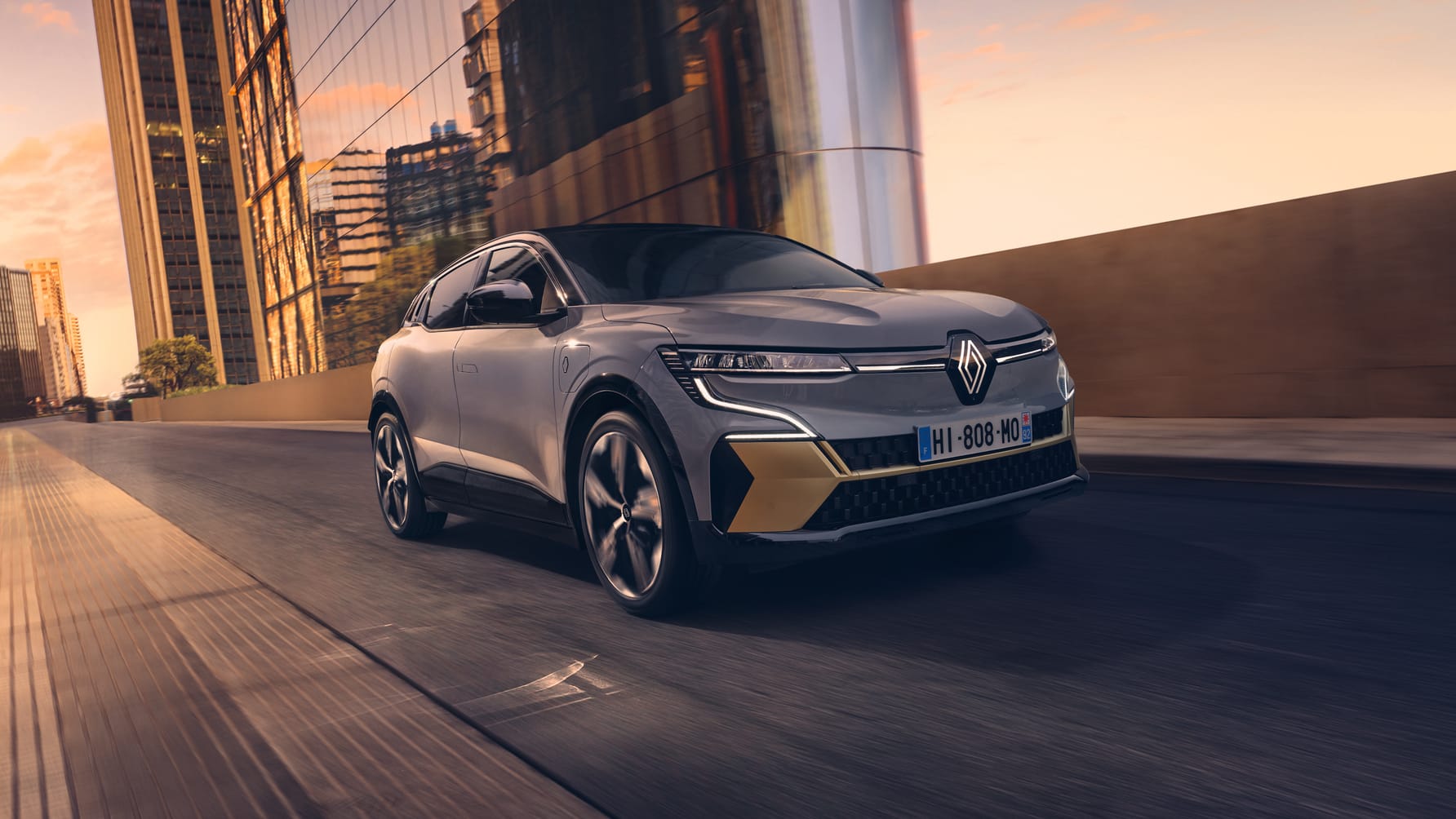 10 reasons why you’ll love the all new Renault Megane ETech 100
