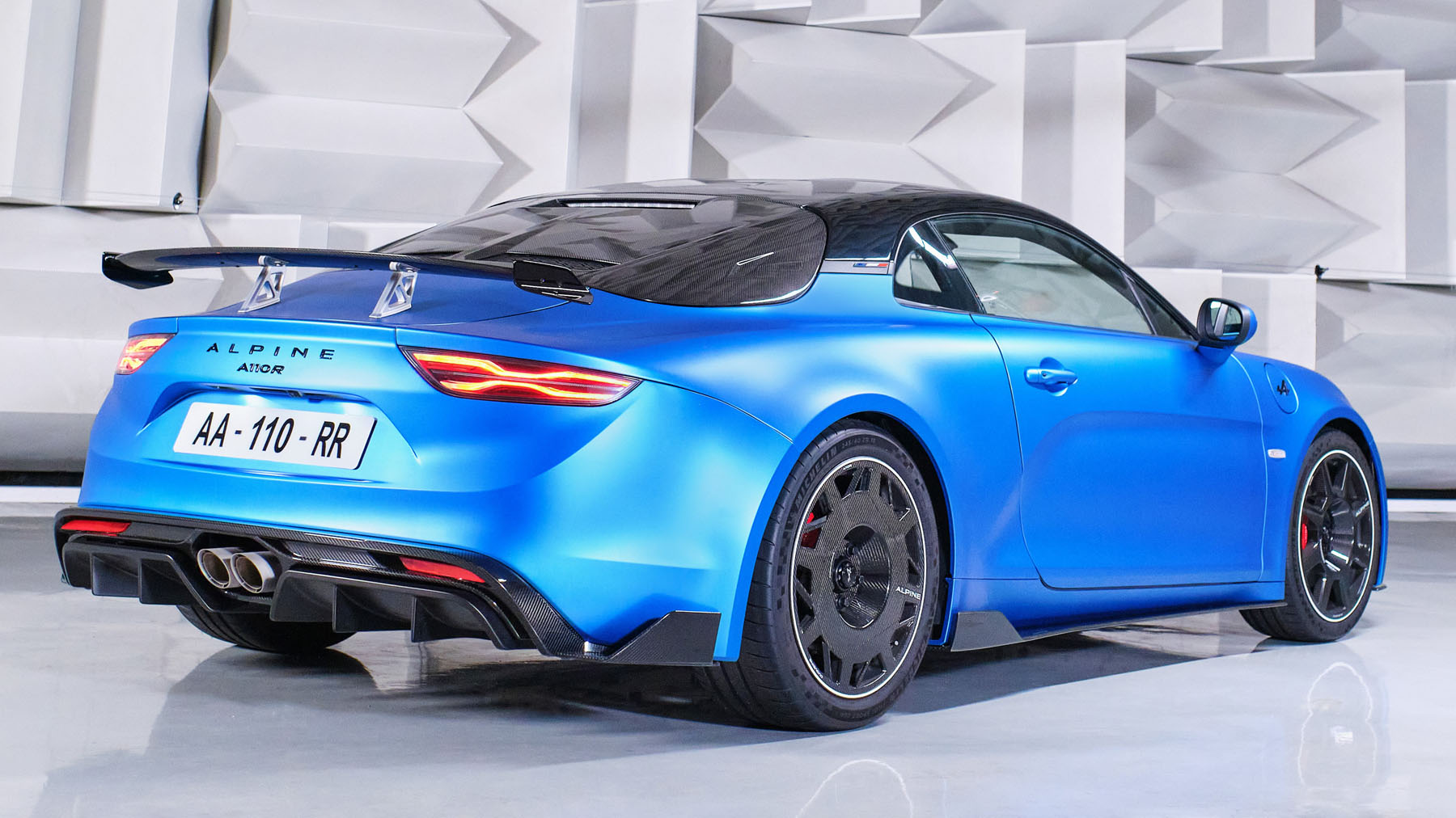 This is the lightweight, track-ready Alpine A110 R