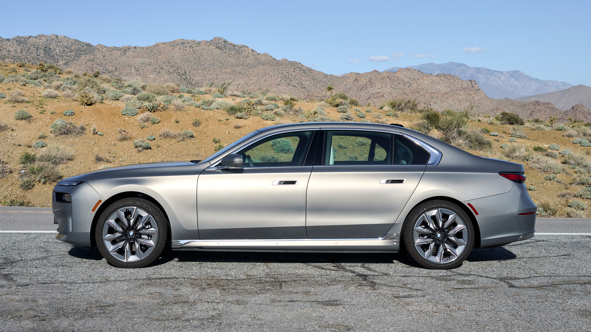 2022 Bmw 750i Review