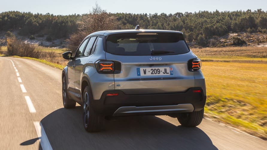 Jeep Avenger Review 2023 | Top Gear