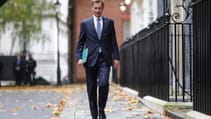 Chancellor Jeremy Hunt heads to the House of Commons for autumn statement