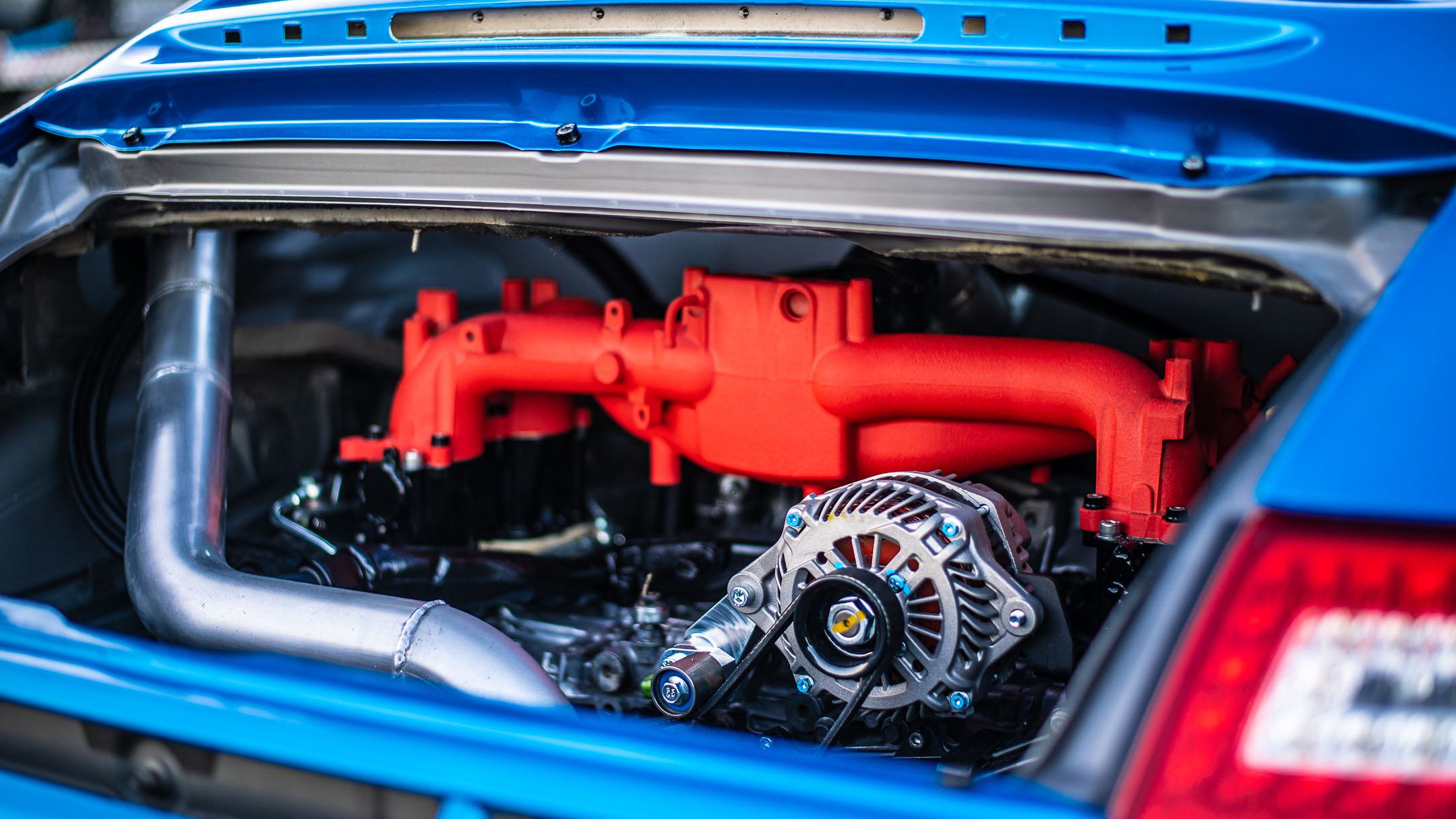 Woah this is a Porsche 911 GT3 with a 550bhp Subaru boxer engine