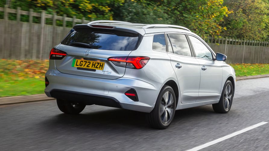 MG Motor UK 5 EV Review 2026 | Top Gear