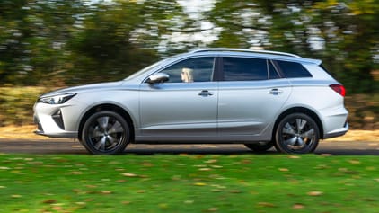 MG Motor UK 5 EV Review 2026 | Top Gear