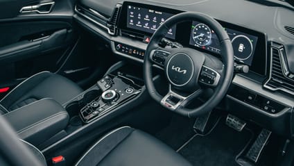 (2003)  KIA SPORTAGE  vs  KIA SPORTAGE (2022)