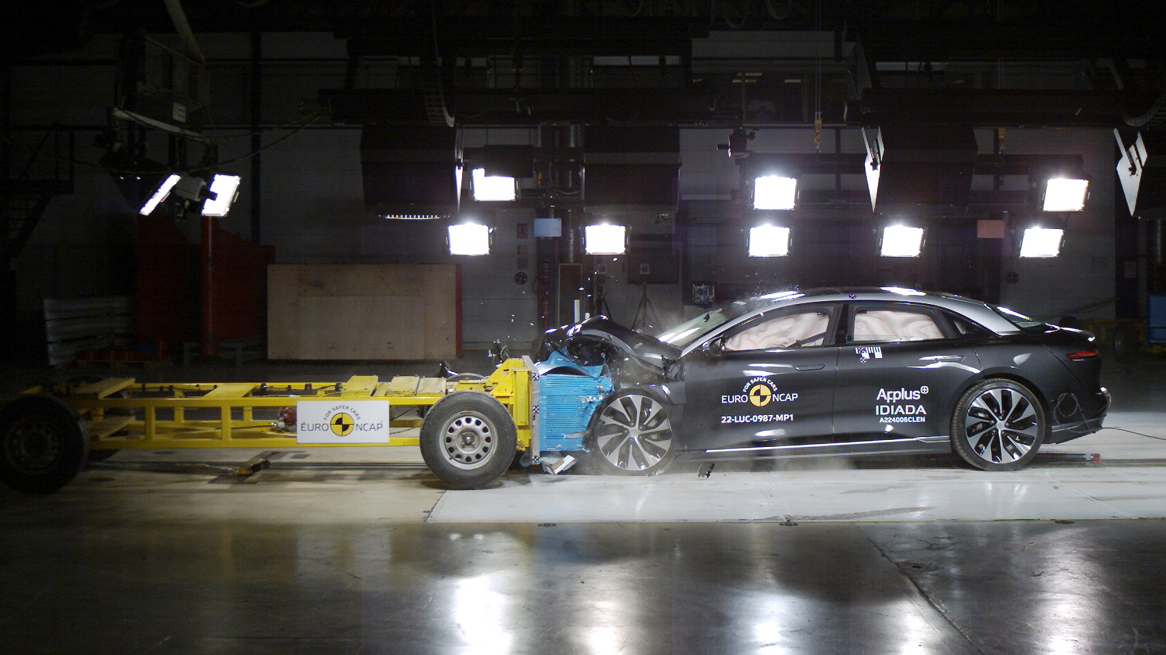 New Tesla Model S gets 5-Star Safety Rating from the Euro NCAP