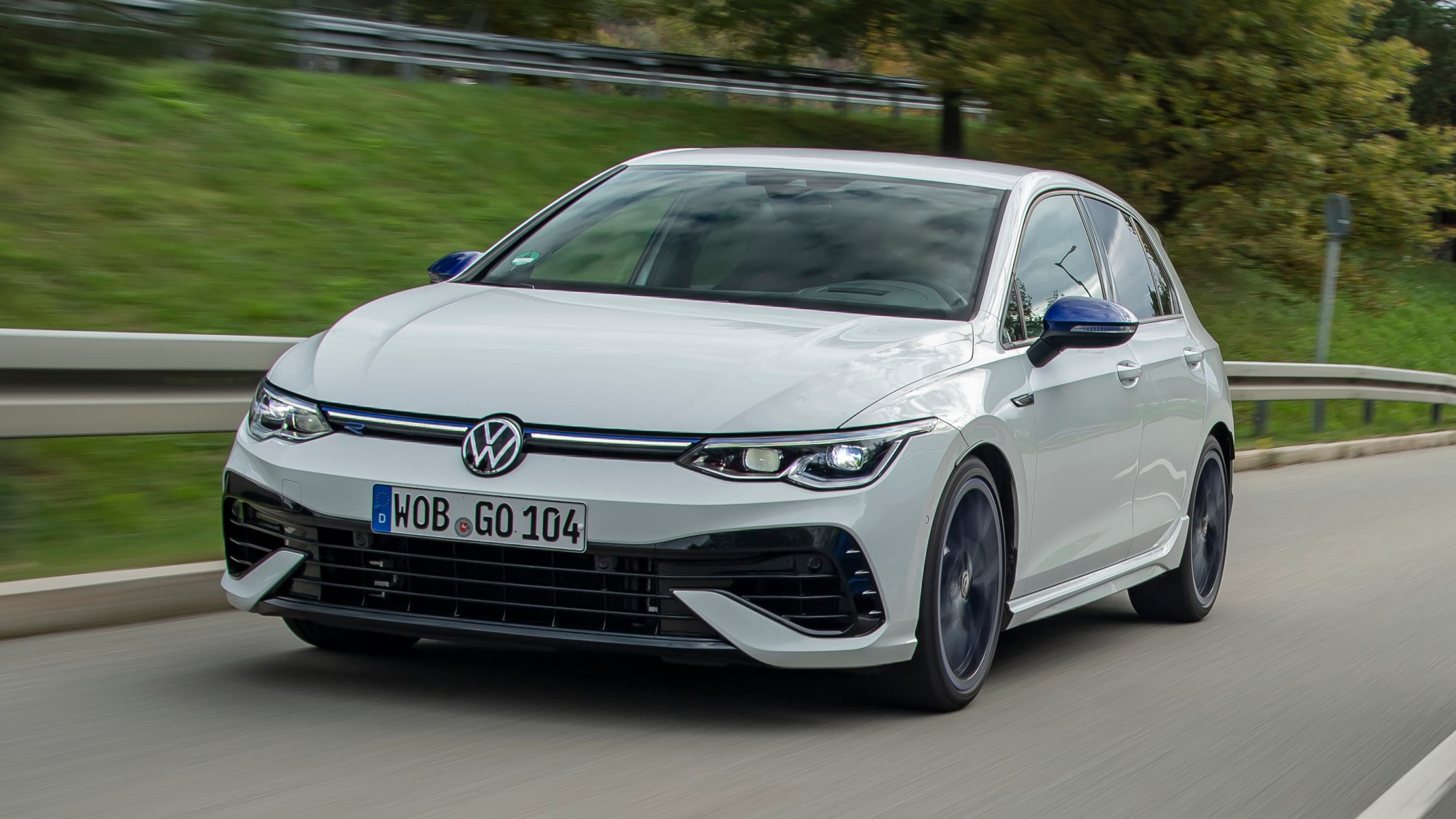 Volkswagen Golf R Review 2023