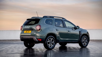 Dacia Duster (2017-2024) Driving, Engines & Performance | Top Gear
