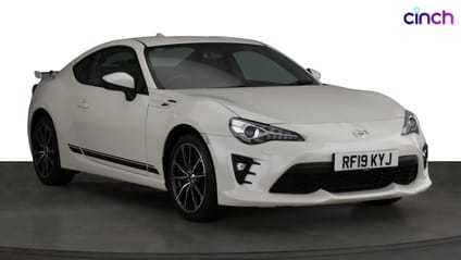 2019 Toyota GT86 - £24,100/£337 per month 
