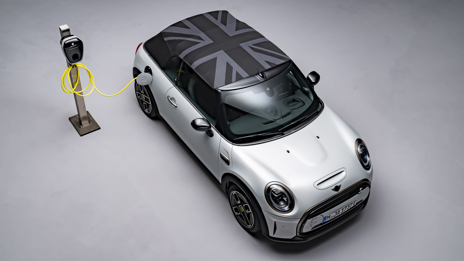 The new Mini Electric Convertible is a £52k limited edition soft-top EV