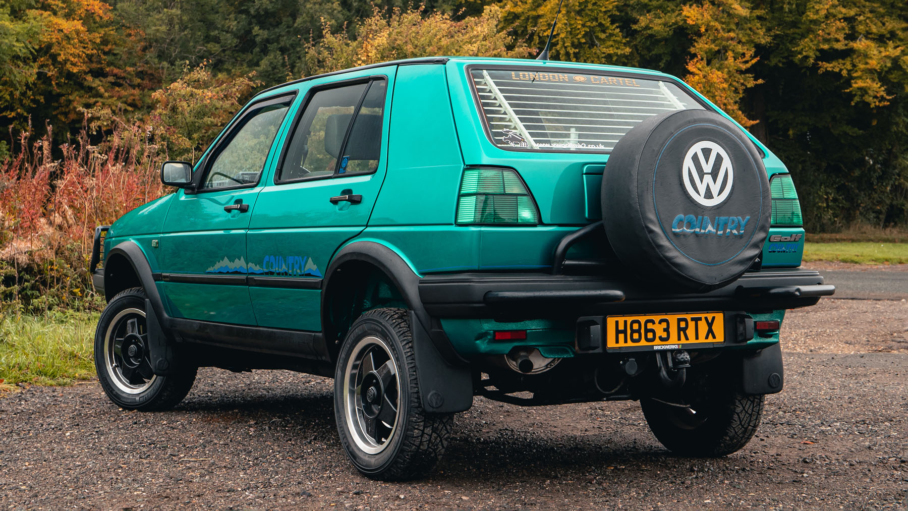 Progress report: 2022 VW Golf Alltrack vs 1990 VW Golf Country | Top Gear