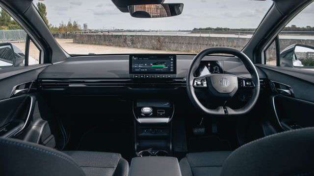 MG Motor UK MG4 Interior Layout & Technology | Top Gear