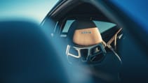 Porsche 911 GT3 headrest