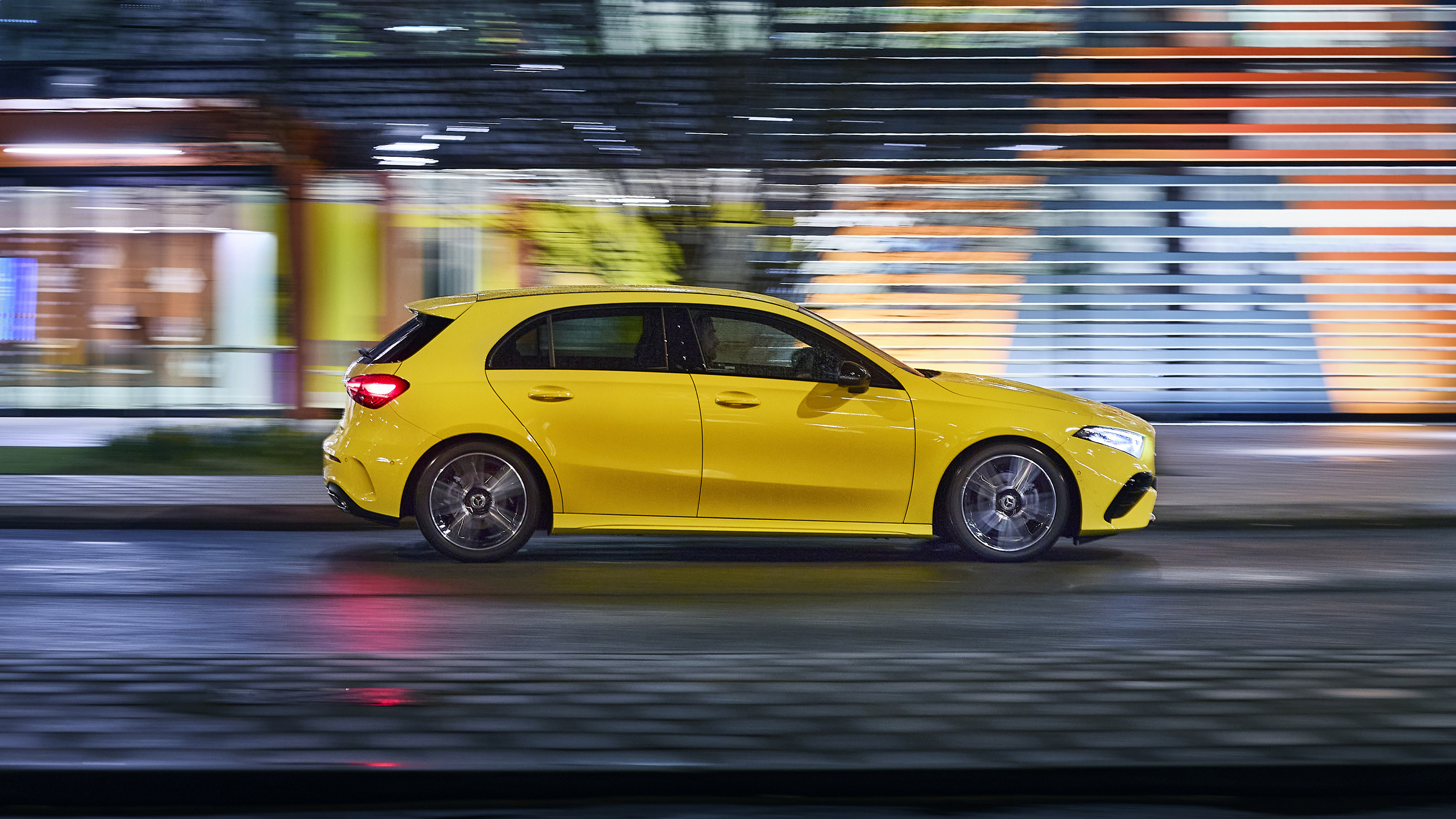 2022 Mercedes-Benz A-class (W177, facelift 2022) A 200 (163 Hp) Mild Hybrid  7G-DCT