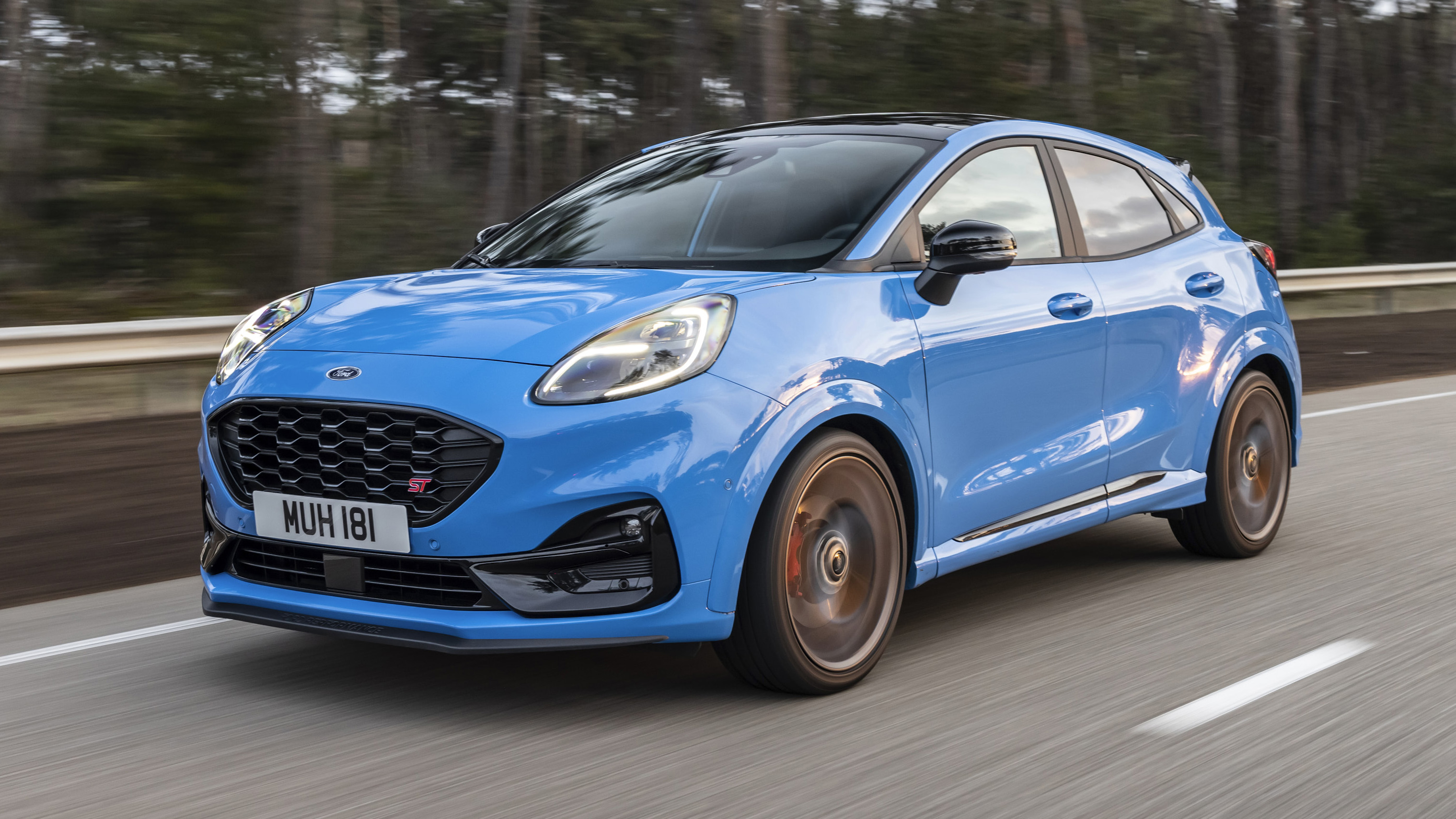 Ford has revealed a 1.0-litre hybrid Puma ST with an automatic gearbox