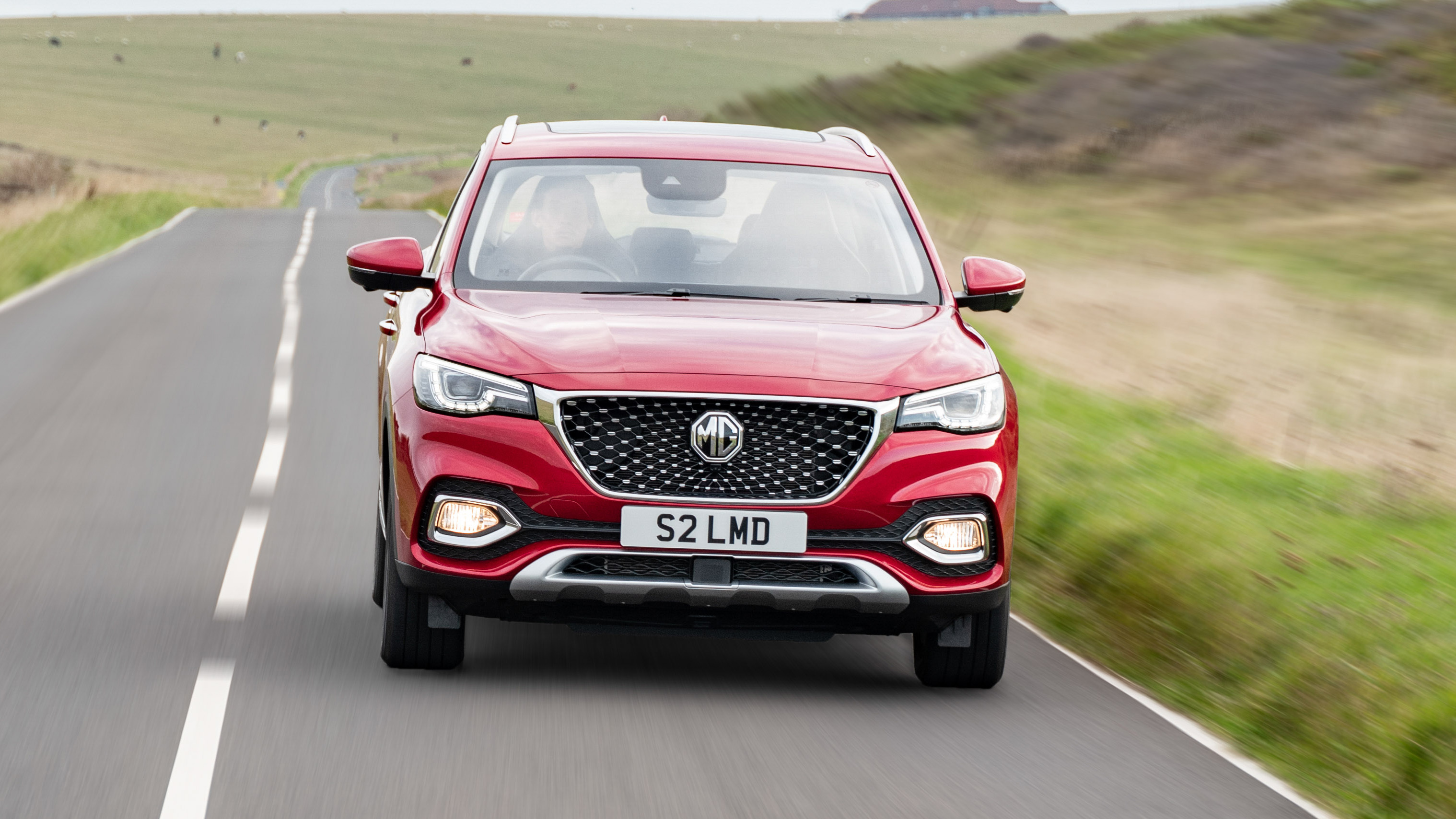 MG Motor UK HS Review 2024