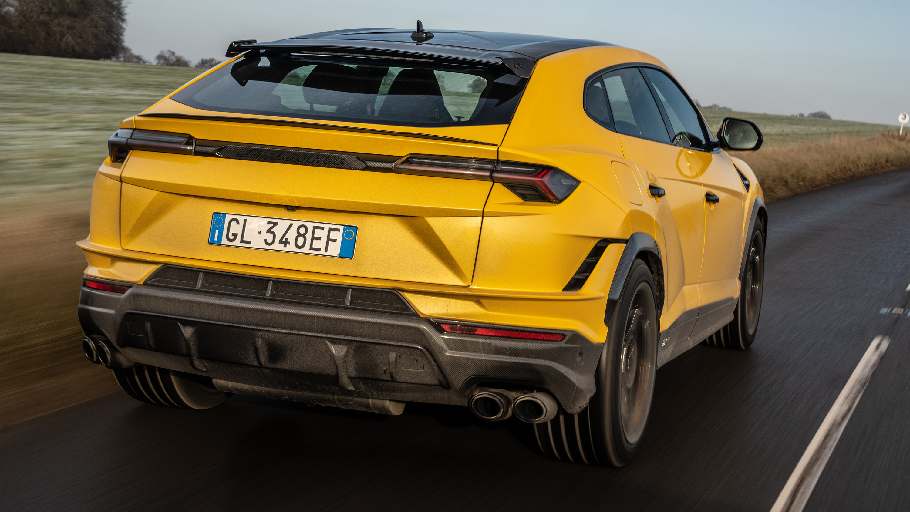 Lamborghini Urus 2020 оранжевый