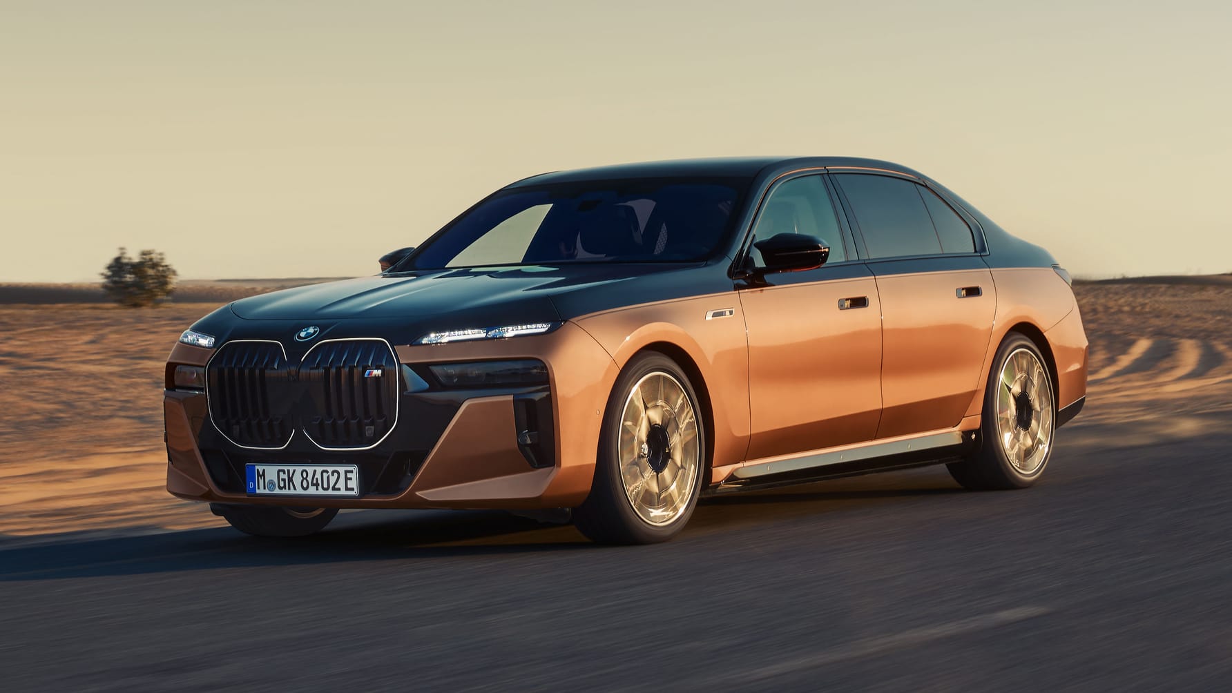 BMW i7 M70 revealed a cinema on wheels that’ll do 062mph in 3.7s