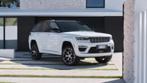 Jeep Grand Cherokee 4xe front