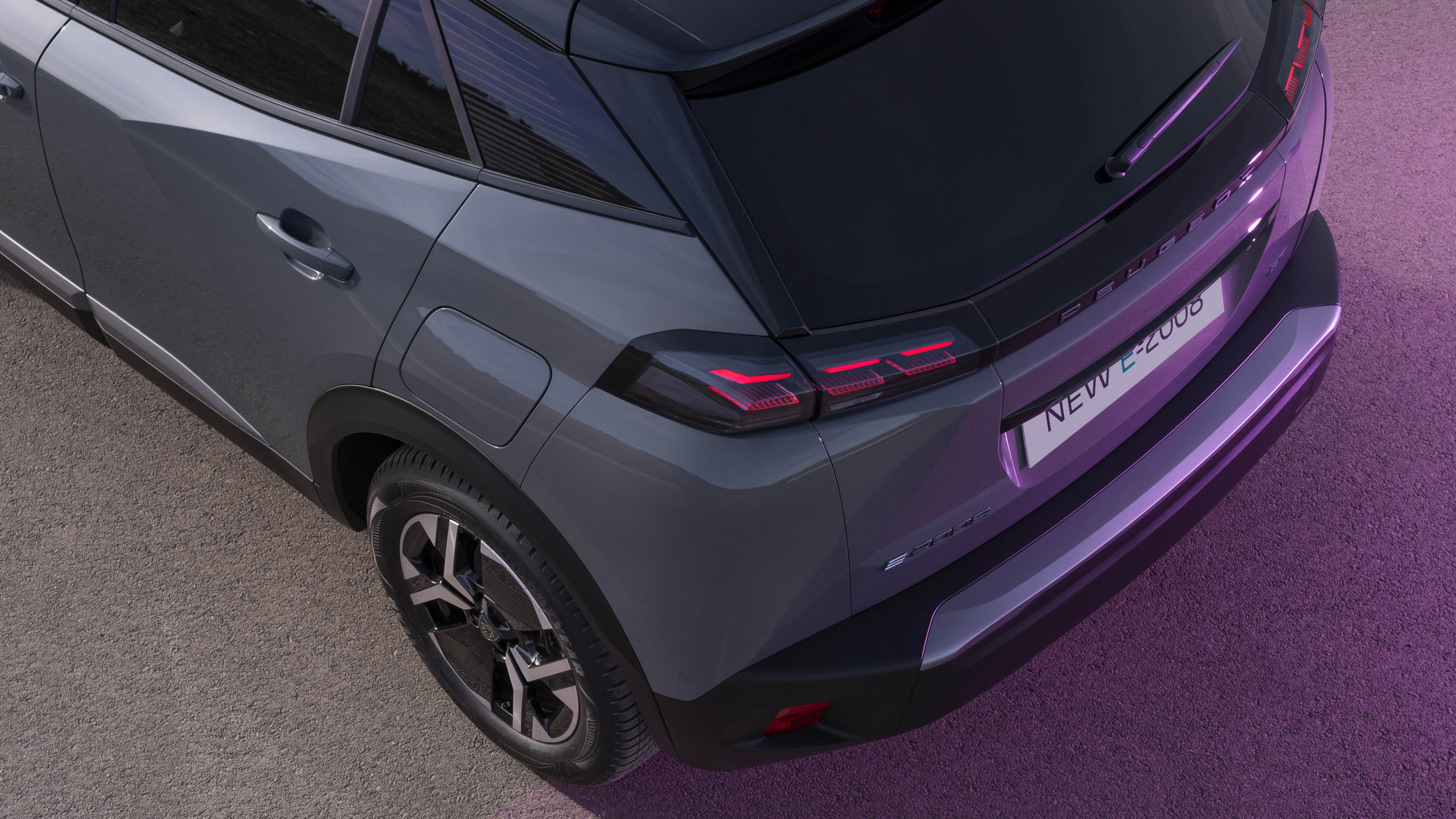 2023 Peugeot 2008 revealed: image upgrade, new powertrains and longer-range  EV