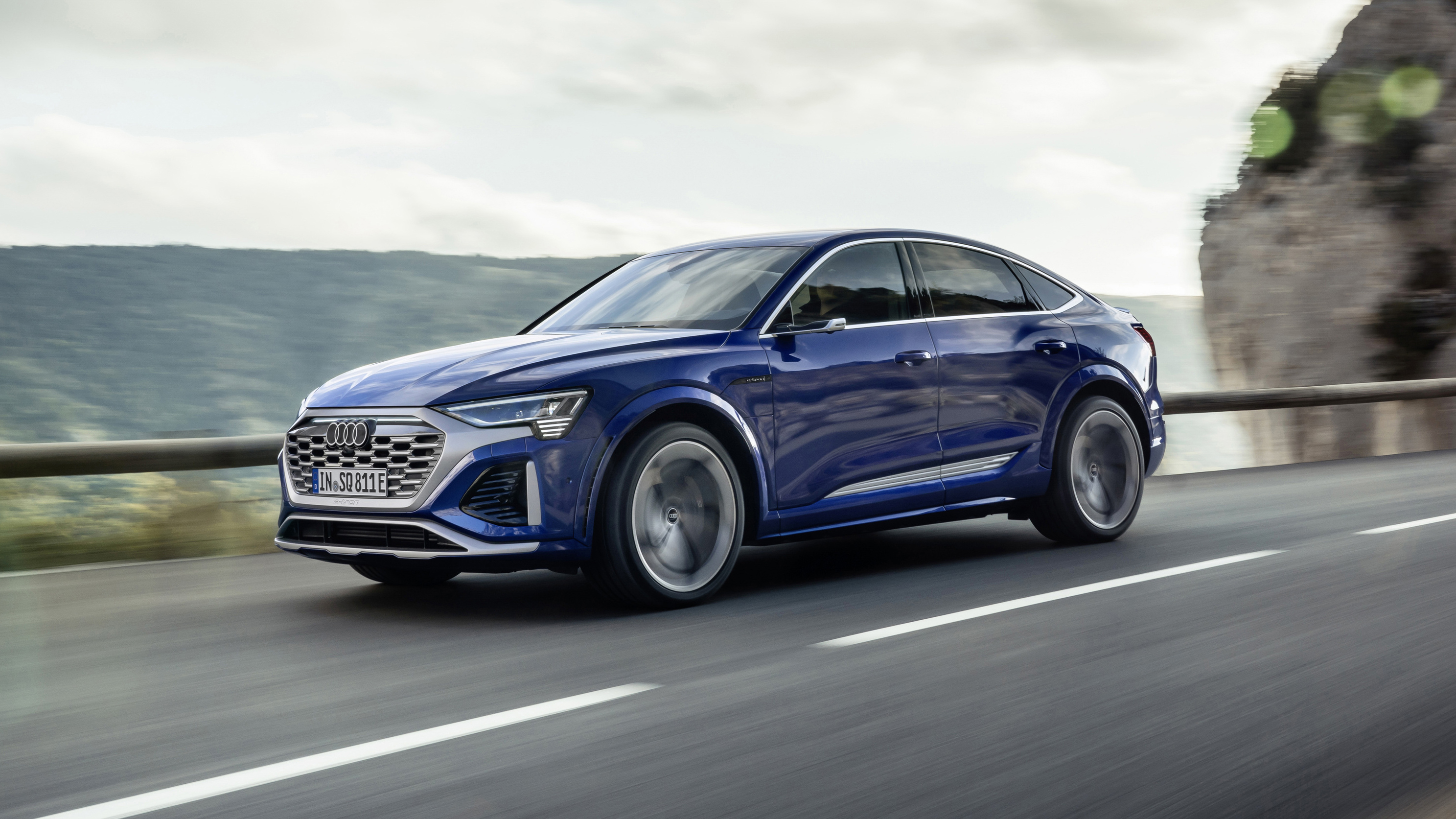 Audi q4 e tron top gear deals