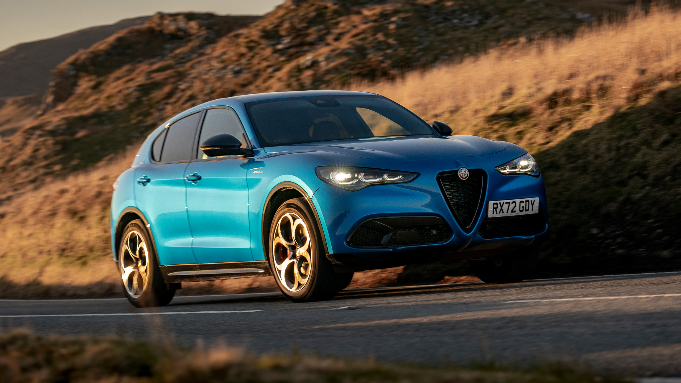 https://www.topgear.com/sites/default/files/2023/06/1-Alfa-Romeo-Stelvio.jpg