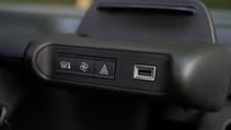 Citroen Ami Cargo USB and buttons