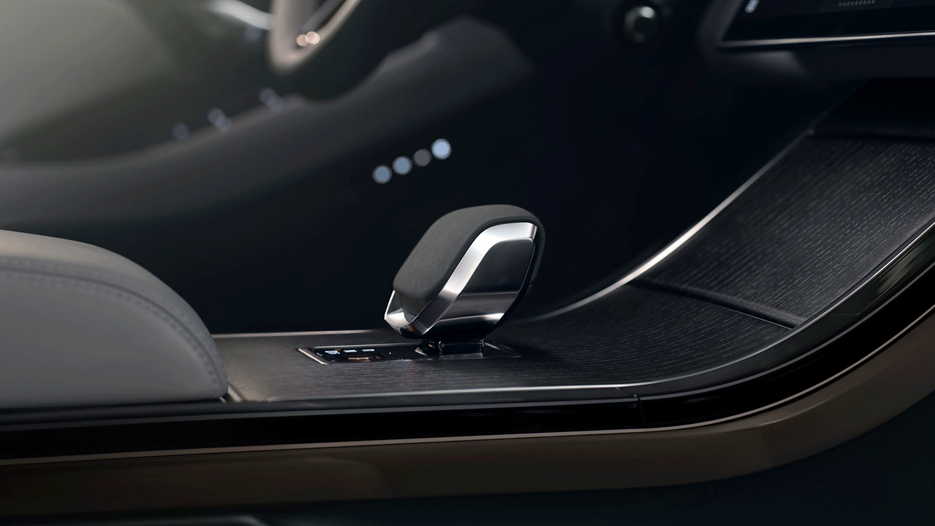 Interior shot of transmission in new RR Evoque