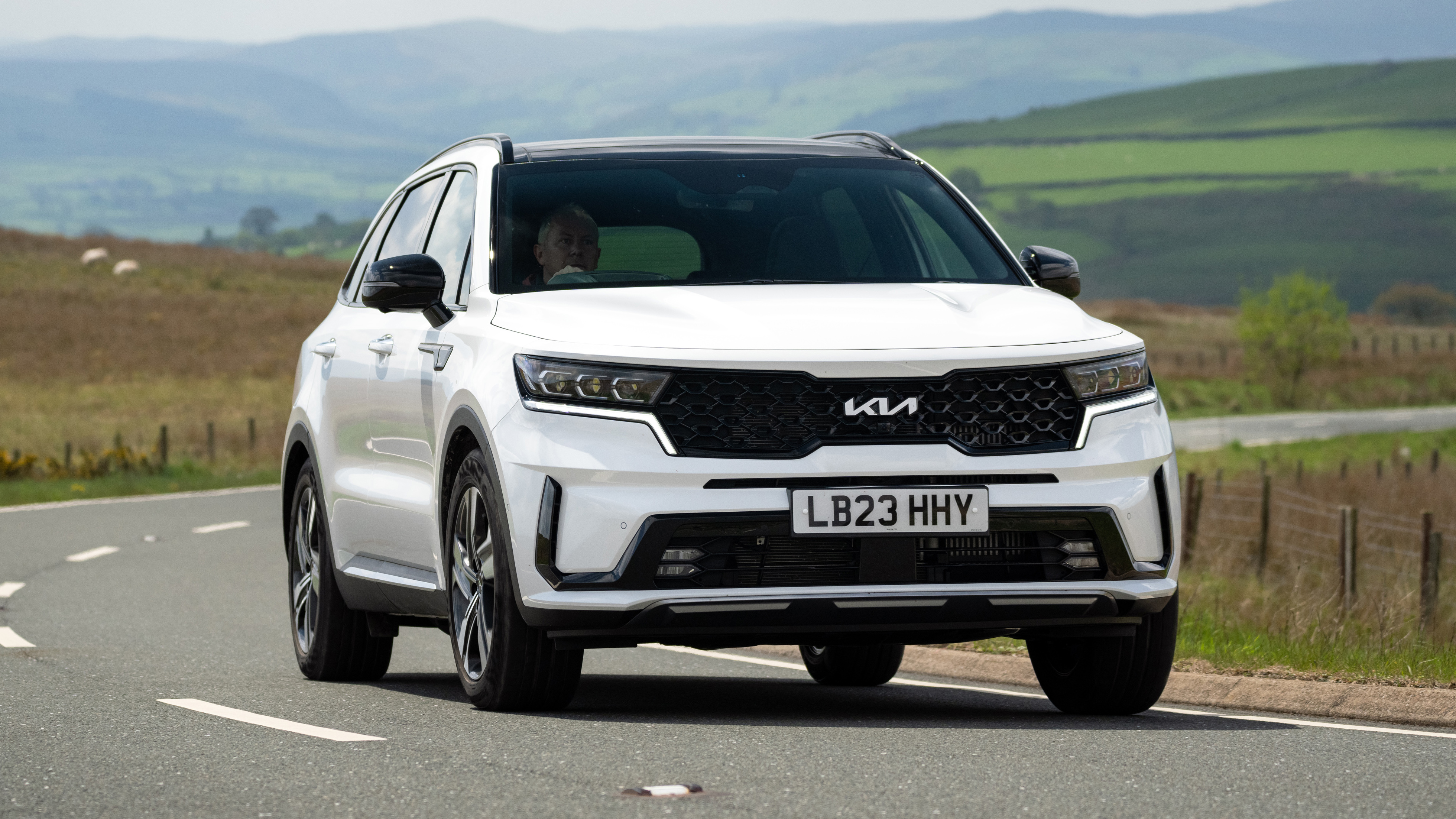 Kia Sorento front