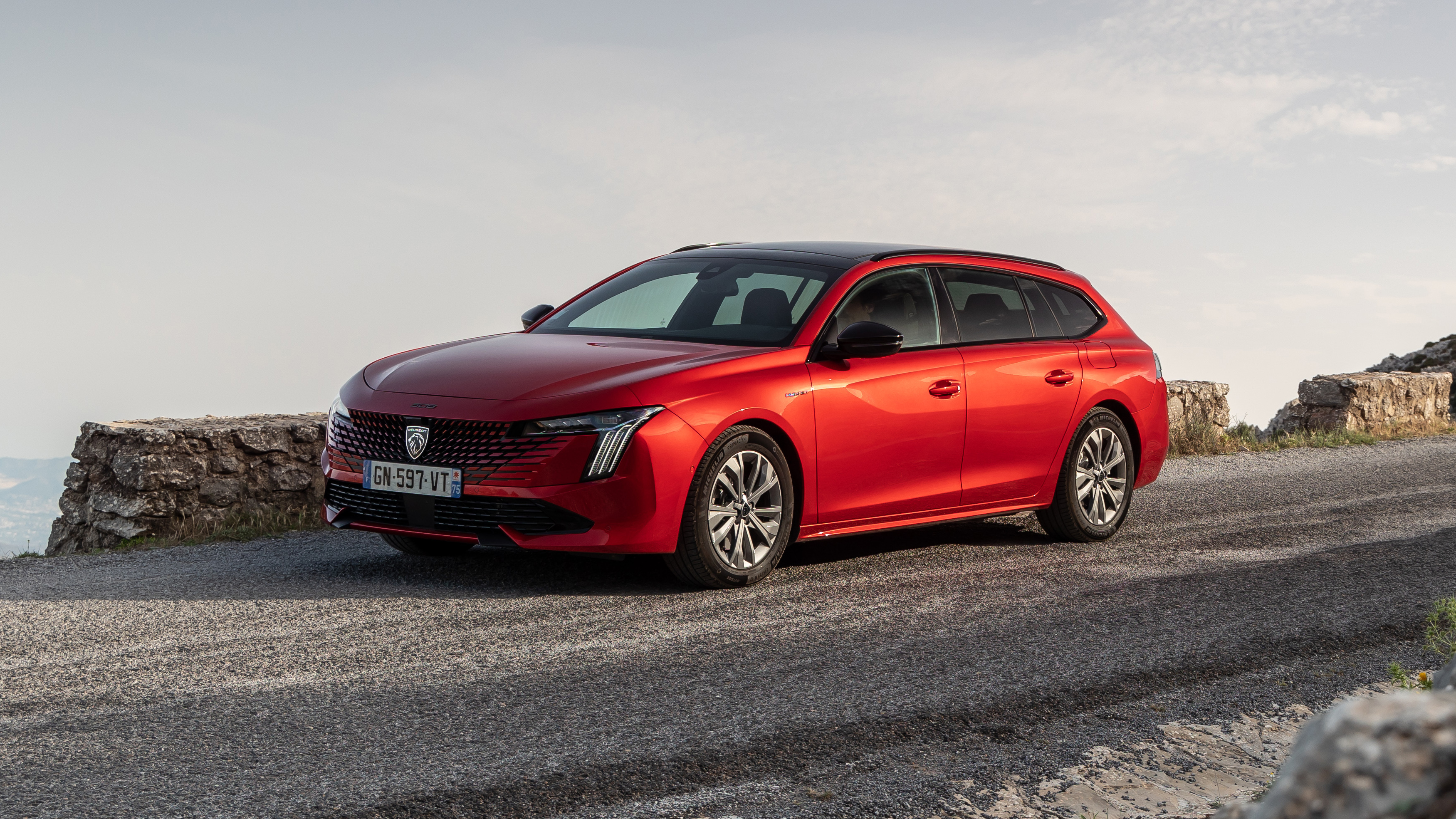 Peugeot 508 SW front