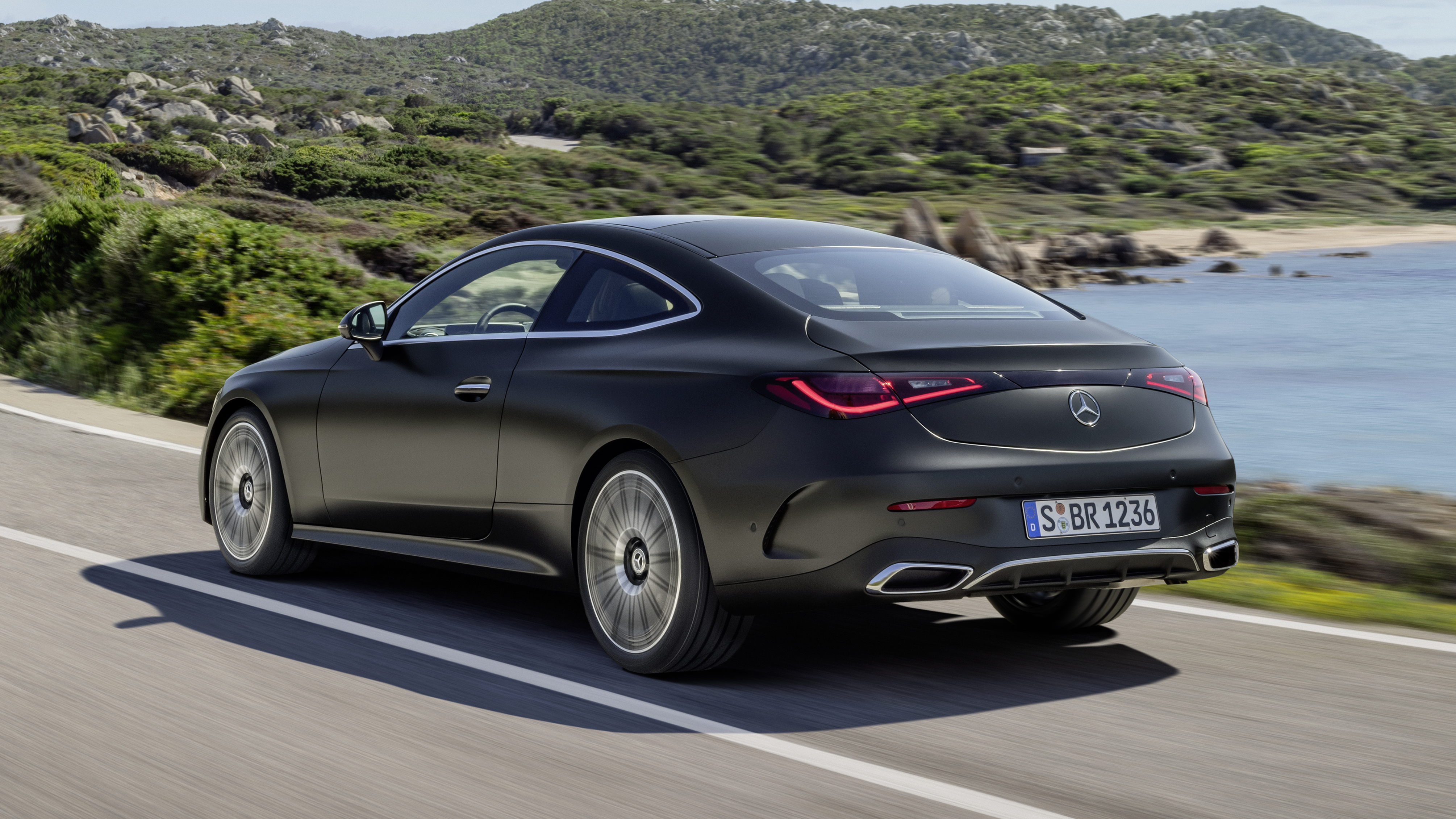 Nouvelle Mercedes CLE 2023 : Versions Coupé et Cabriolet