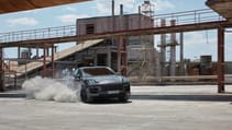 Porsche Cayenne Turbo E-Hybrid Top Gear