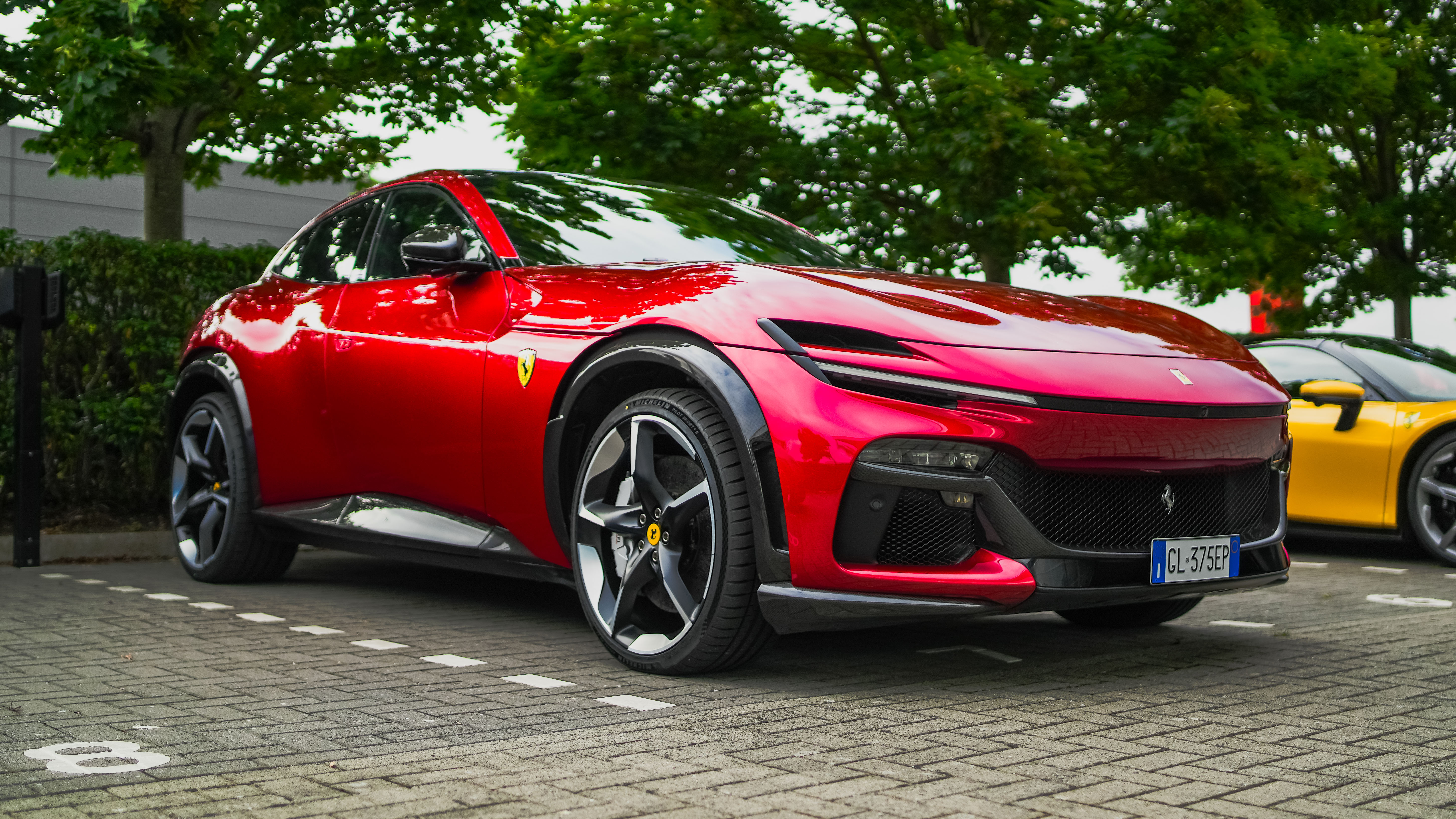 400 miles in a Purosangue: is this four-door, four-seat V12 a