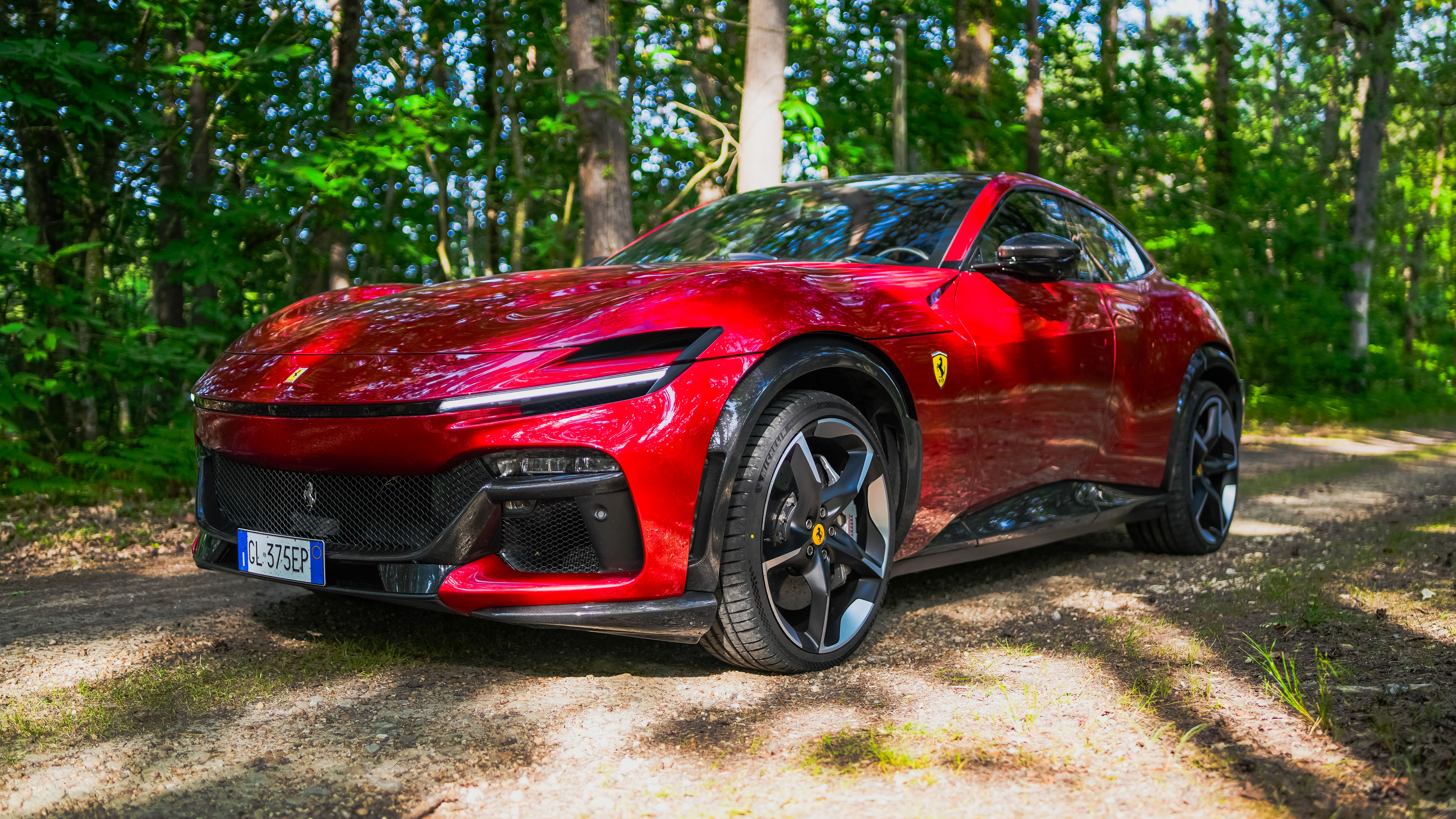 400 miles in a Purosangue: is this four-door, four-seat V12 a