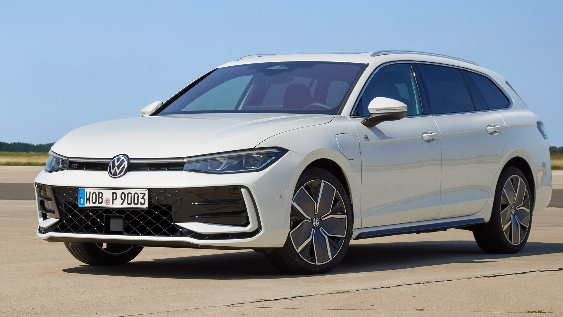 The new Volkswagen Passat is bigger greener and estate only Top