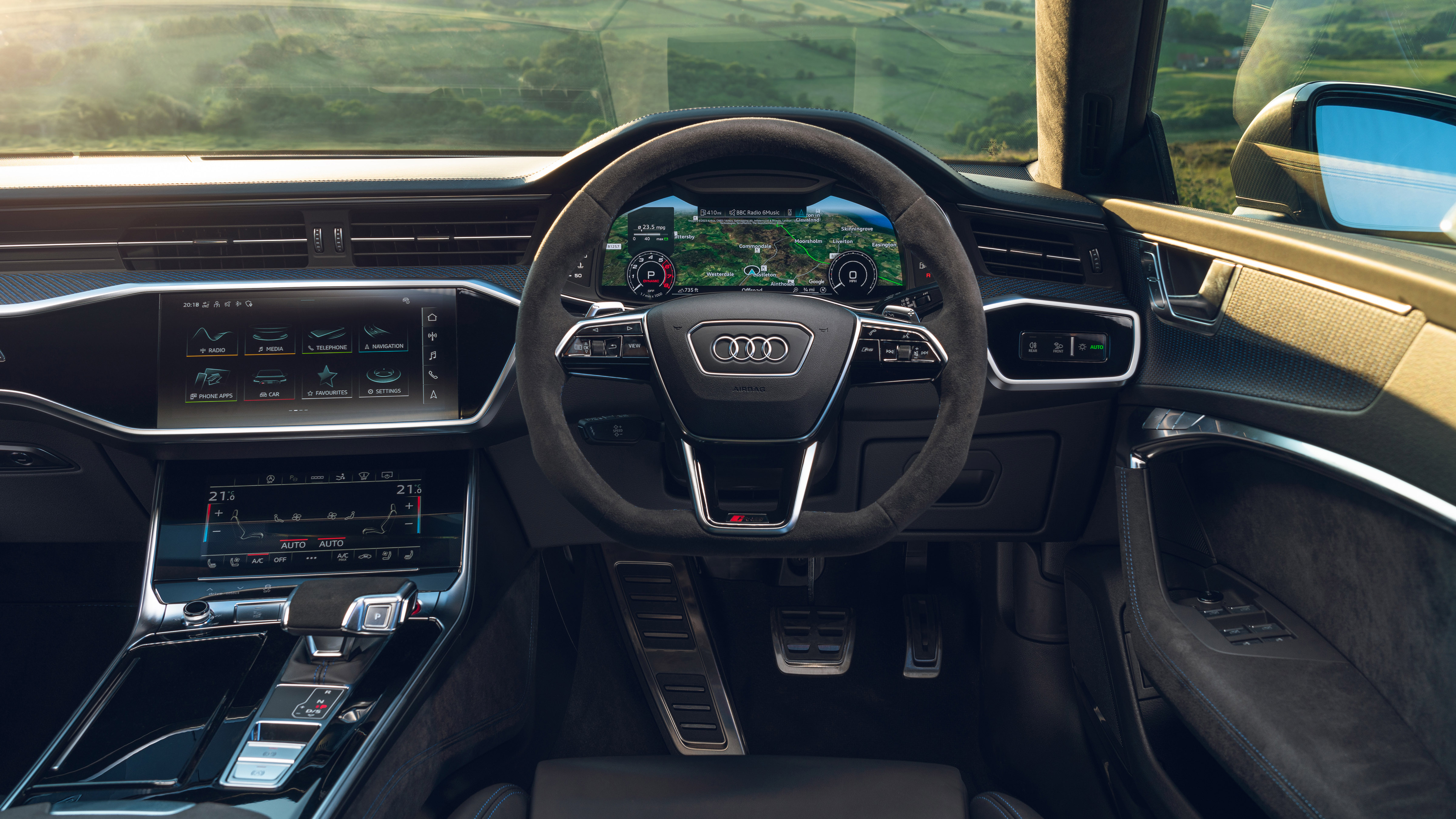 Audi RS7 Interior Layout & Technology | Top Gear