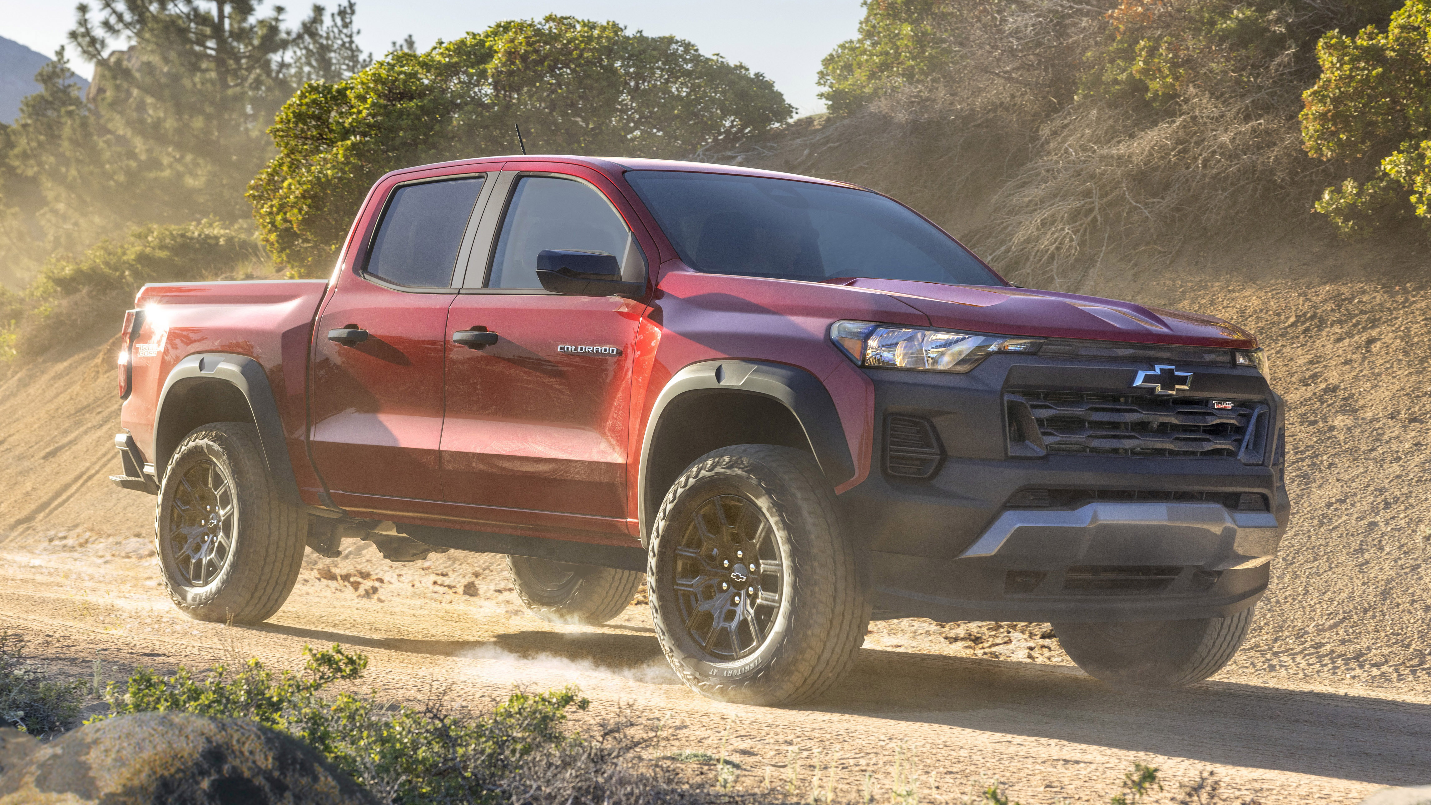 (US) Performance | Driving, Engines Top Chevrolet & Gear Colorado