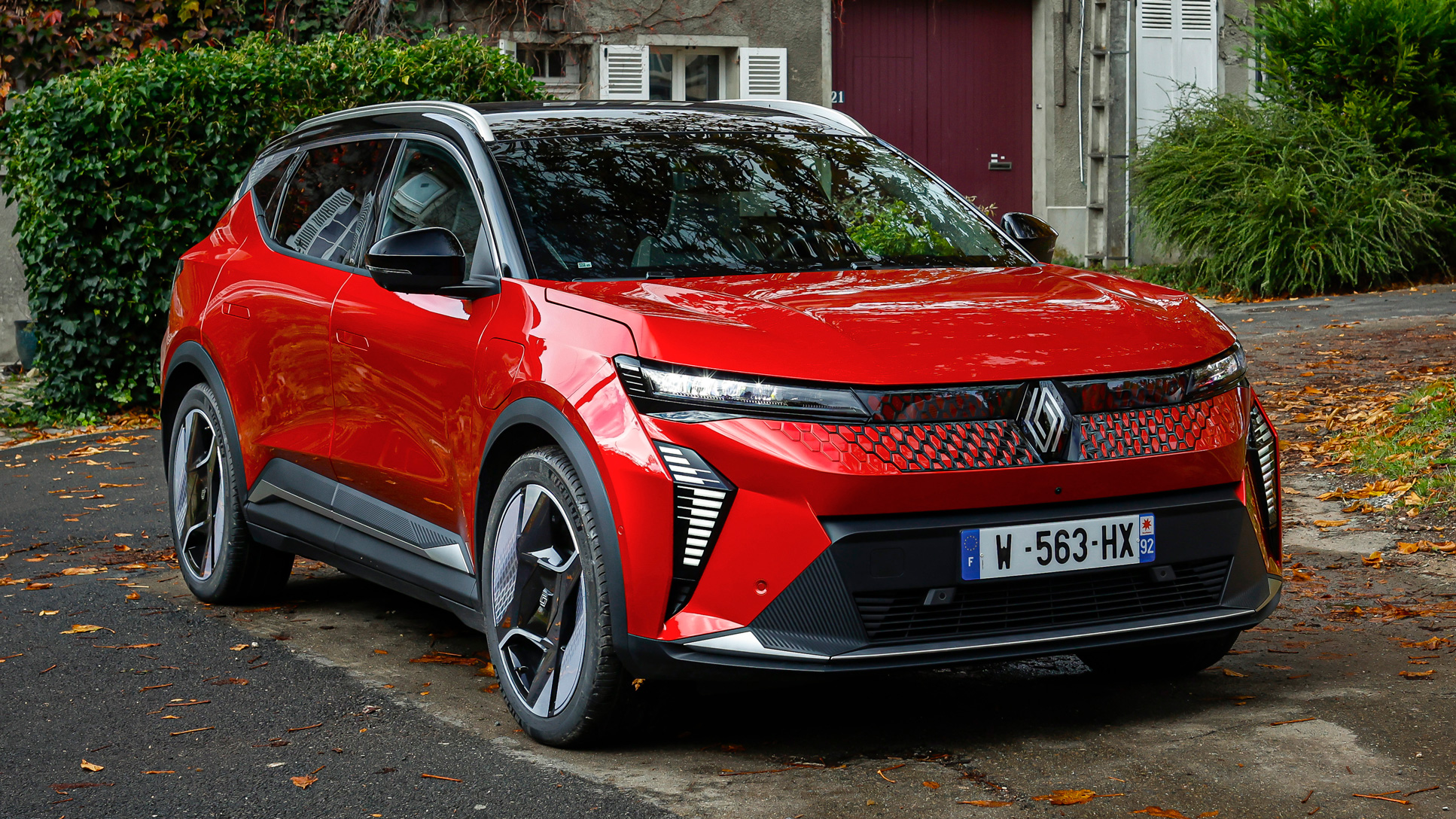 New Renault Scenic 2023 review: the famous nameplate returns in style