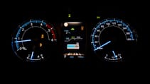 Toyota Hilux Hybrid 48V Top Gear
