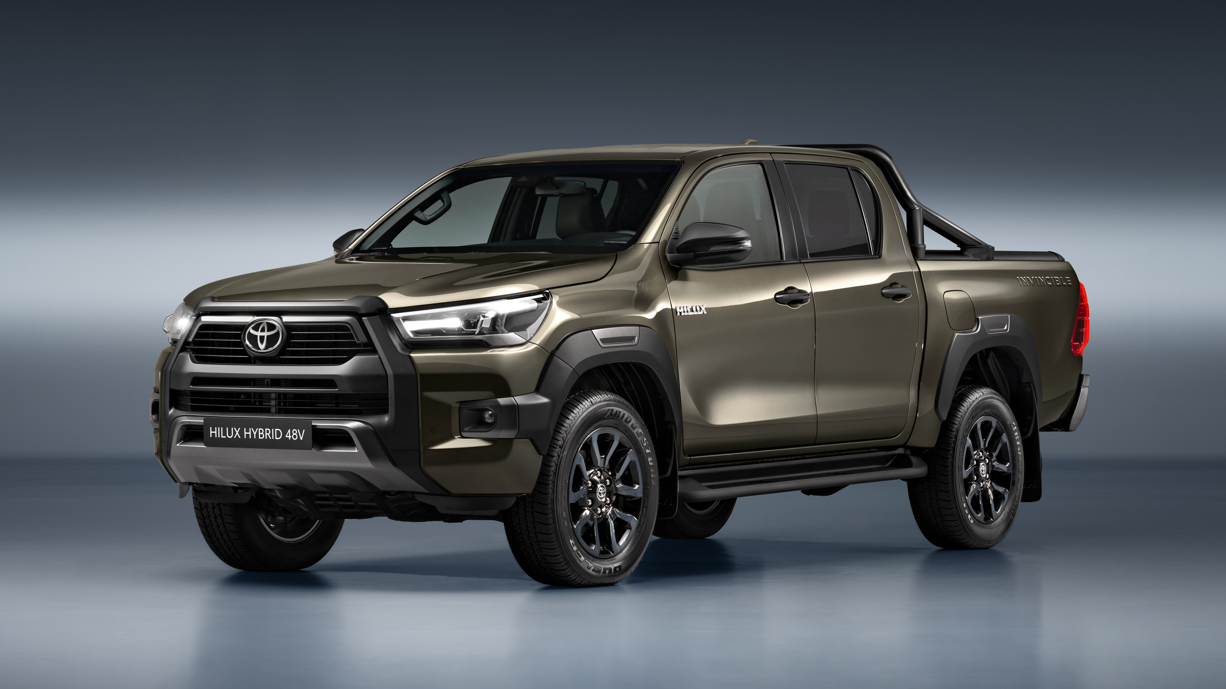 Buy The New Pickup Hilux 2024 in The UAE