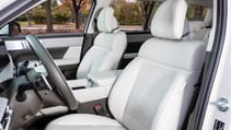 Hyundai Santa Fe front seats