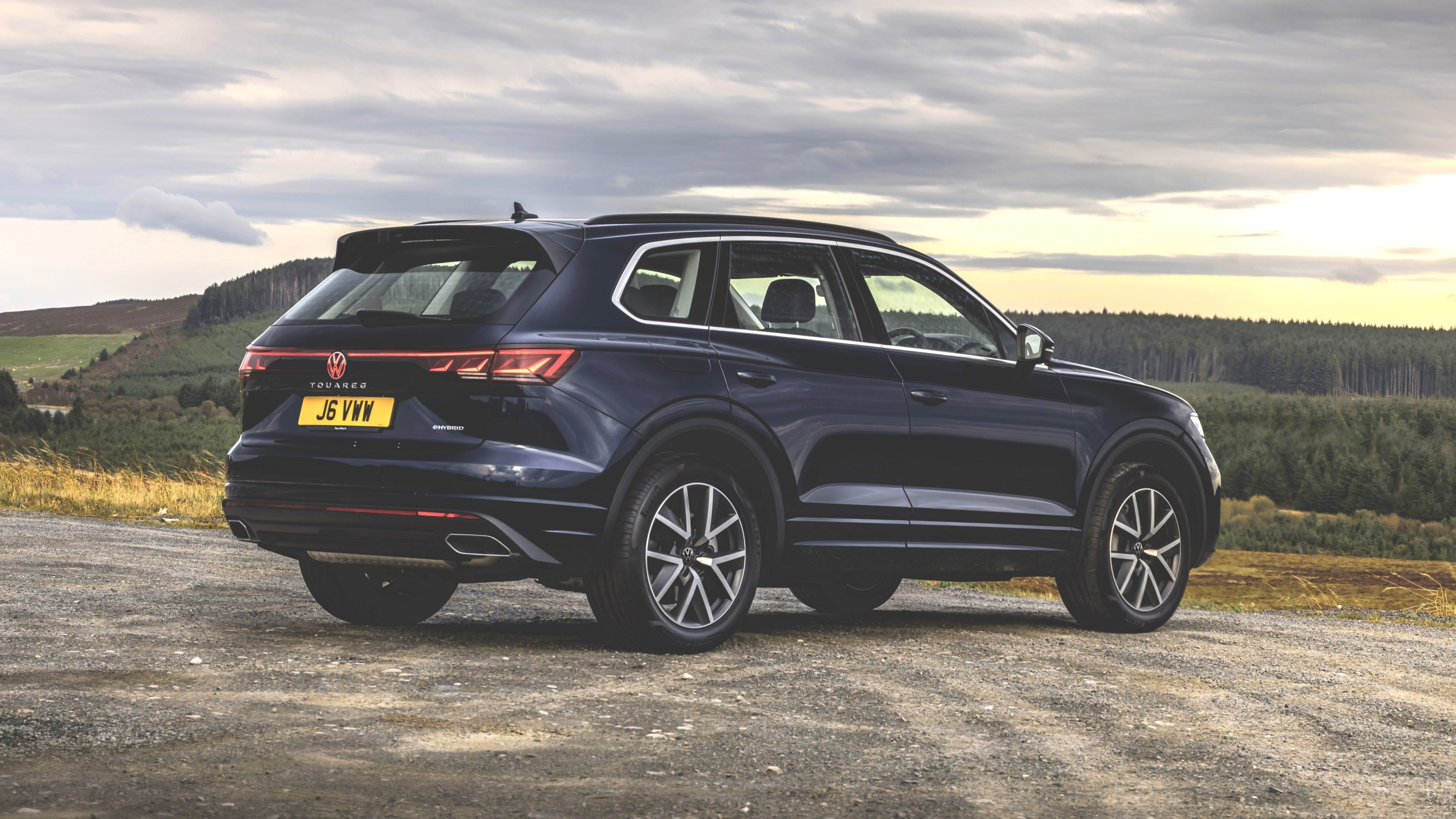 Volkswagen Touareg SUV: Models, Generations and Details