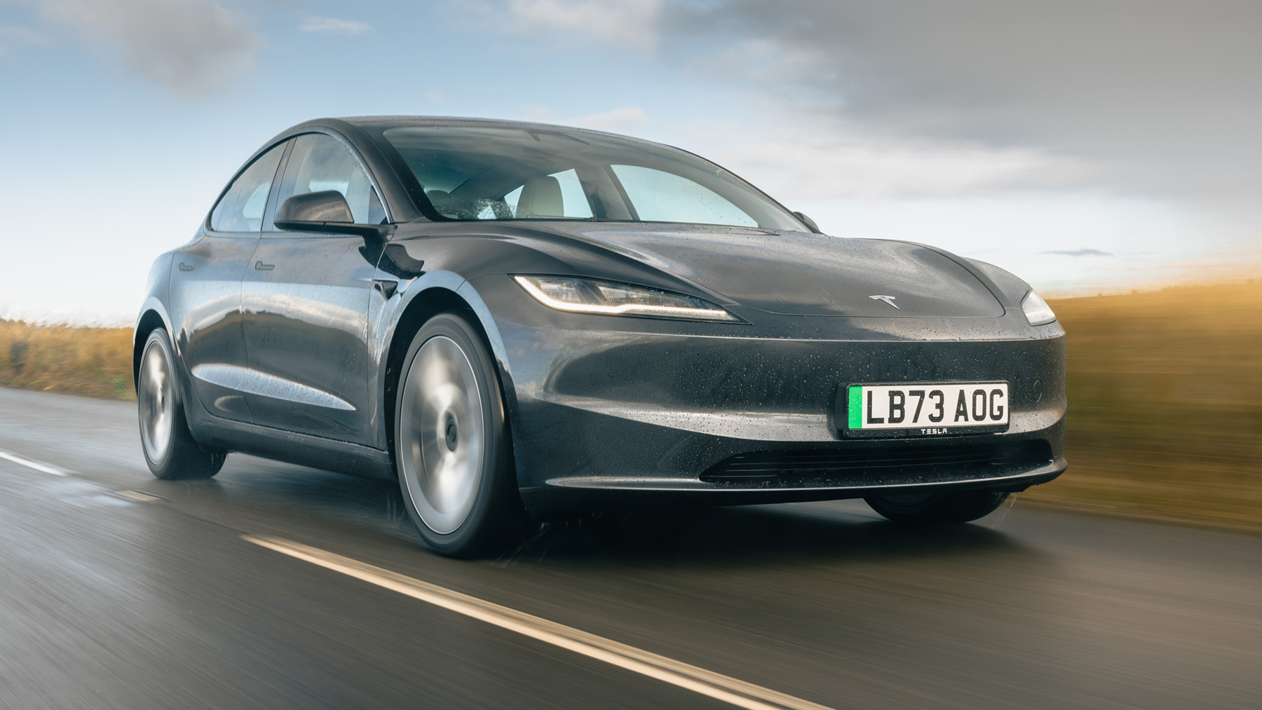 Essai Charging Station : Tesla Model 3 Propulsion 2024 - AutoScout24