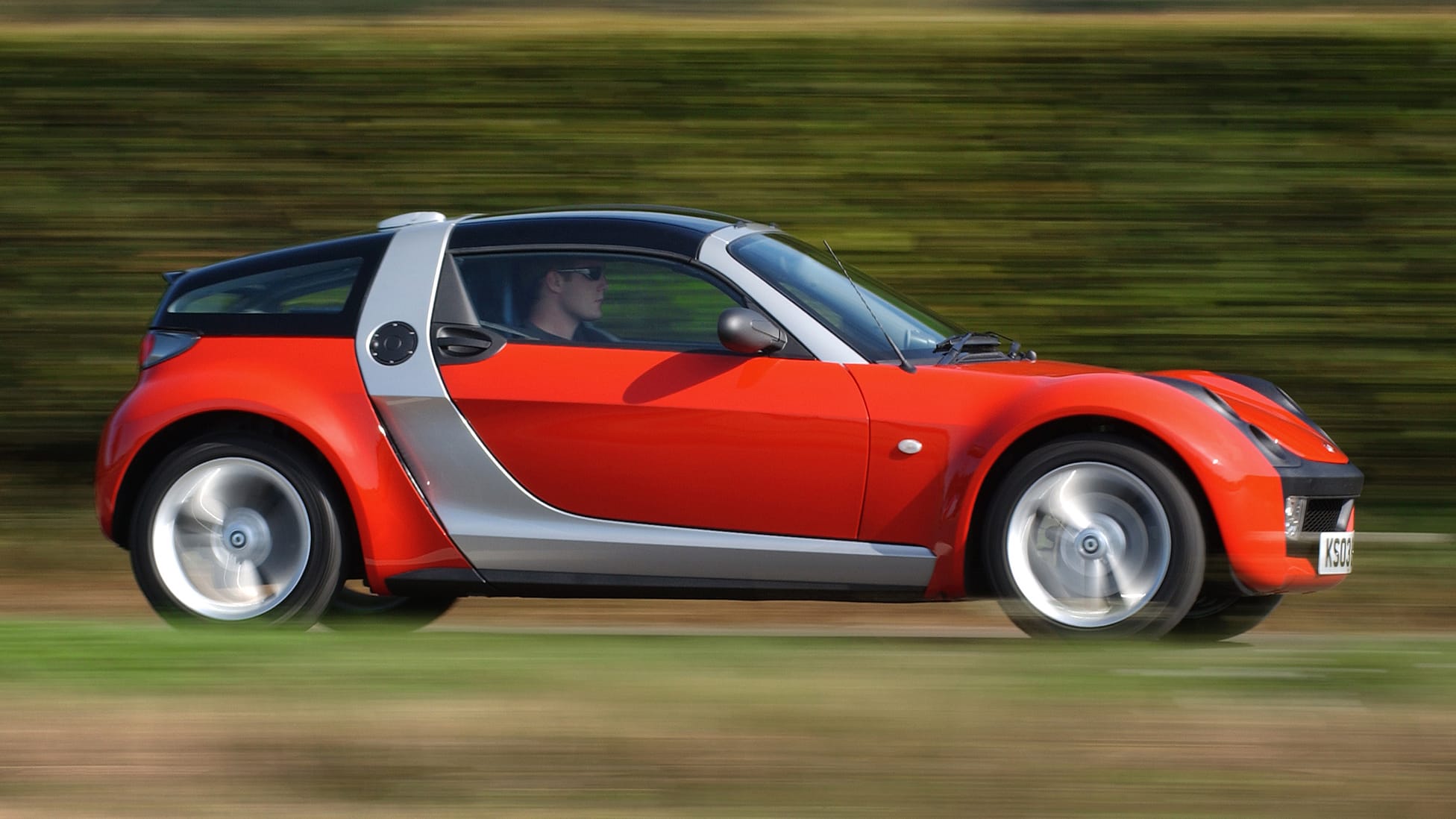 Opinion the Smart Roadster Coupe is slow with a rubbish gearbox... and