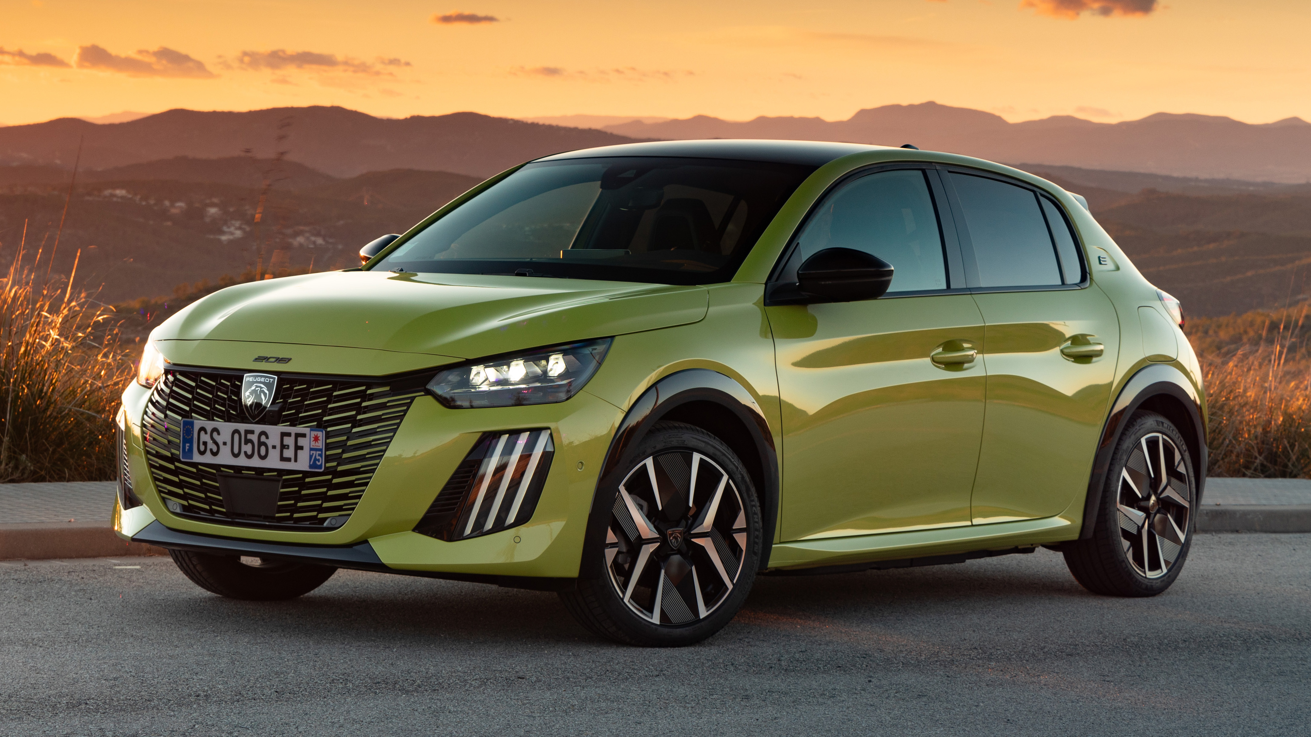 Peugeot e-208 Review 2024 | Top Gear