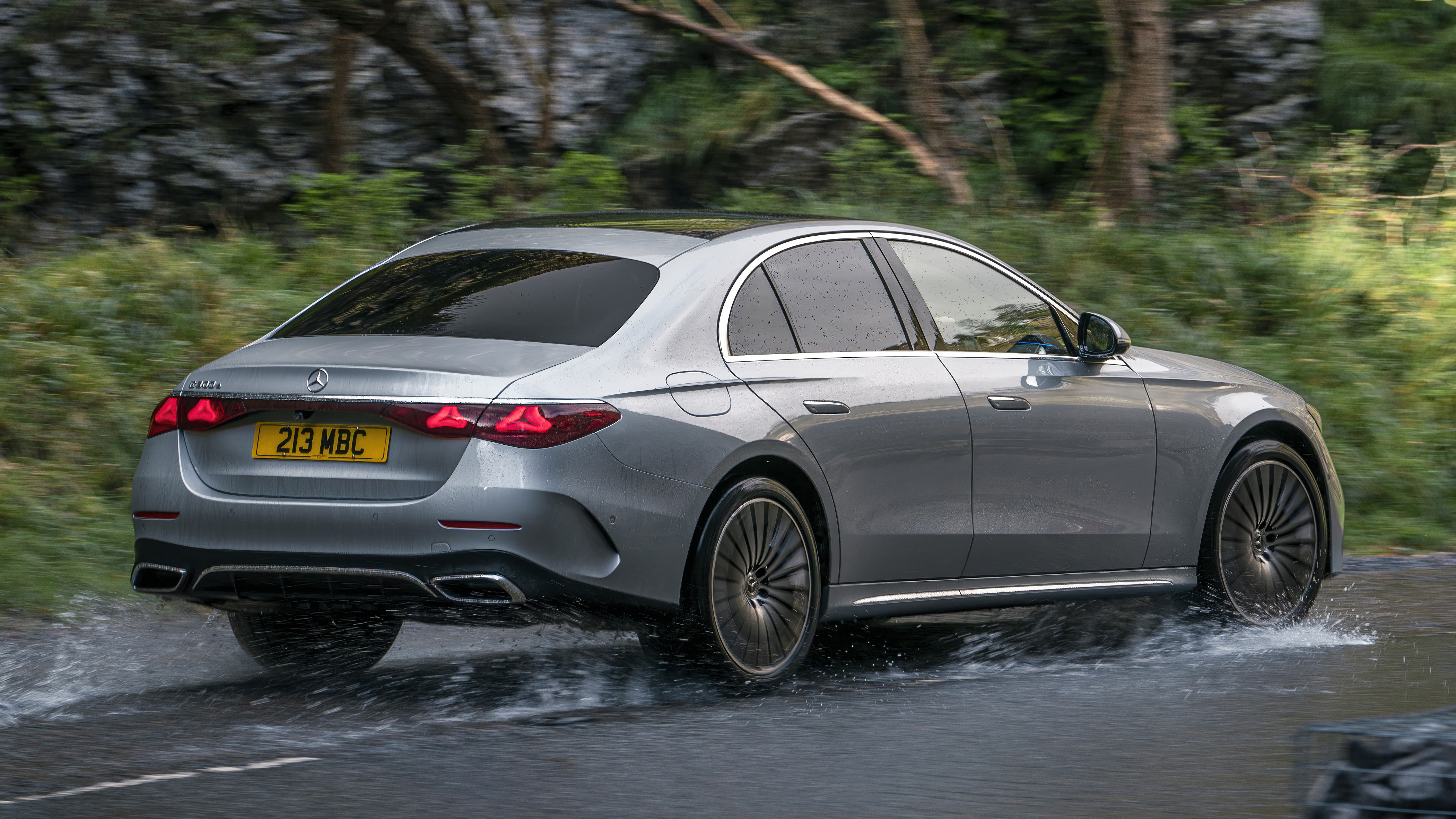 New Mercedes-Benz C-Class moves closer to self driving