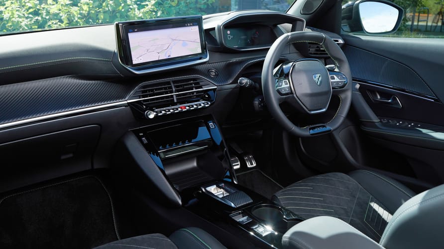 Opel Corsa Benzinli İç Mekan