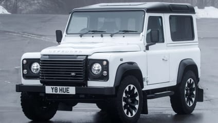 Land Rover Defender Works V8