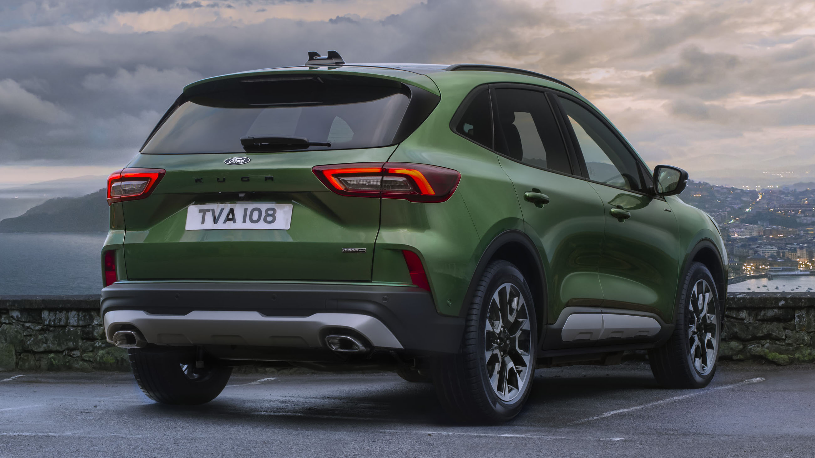 Refreshed 2024 Ford Kuga Hybrid AWD Spotted For First Time