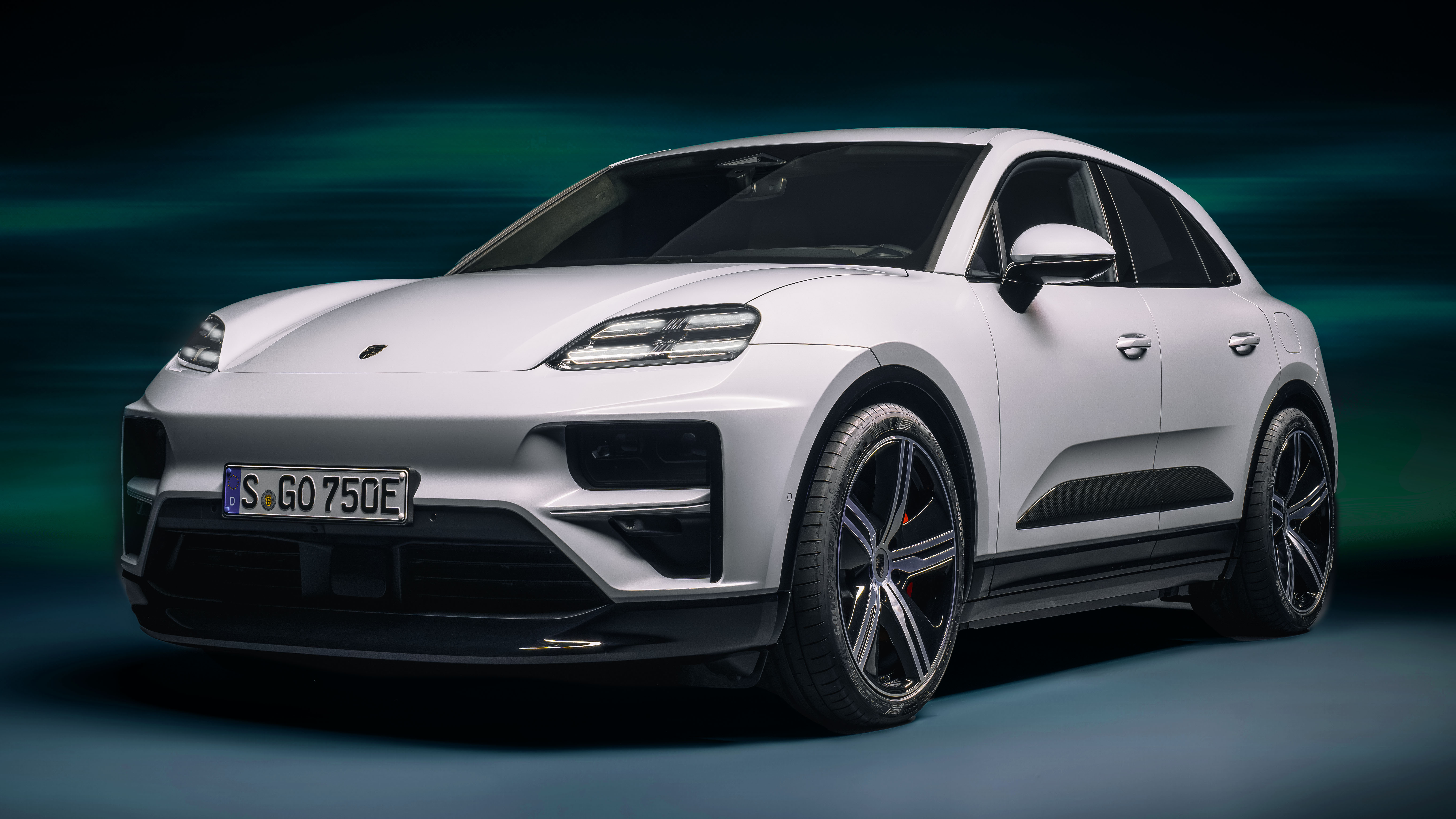 The new 630bhp all-electric Porsche Macan is here | Top Gear